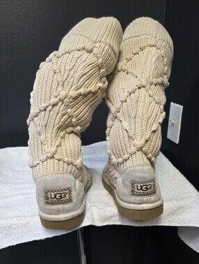 UGG Kids Cable Knit Tall Boot - Beige